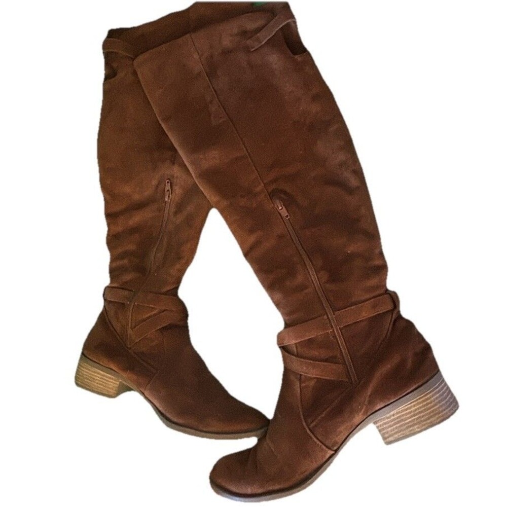 Chocolate brown Low Heel KNEE HIGH Riding boots Suede Woman’s Sz 9.5 Pull On Zip